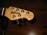 Music Man 008 (Custom).jpg Music Man 008 (Custom).jpg
