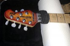 headstock.jpg