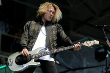 Dougie-Poynter-2-e1622563363966.jpg
