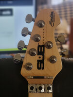 headstock.jpg