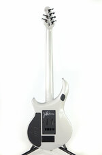 Ernie Ball Music Man 10th Anniversary John Petrucci Majesty - Silver Chalice - 19.jpg Ernie Ball Music Man 10th Anniversary John Petrucci Majesty - Silver Chalice - 19.jpg