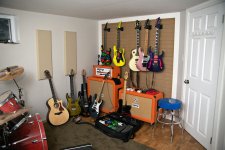 Matt_Guitar_Studio_01.jpg Matt_Guitar_Studio_01.jpg