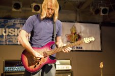 Morse with guitar 1.jpg