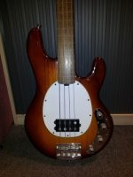 Music Man Fretless Bass E07094.jpg Music Man Fretless Bass E07094.jpg