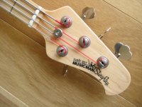 musicmanblackstingray4.jpg