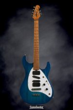 G71789-front-large.jpg