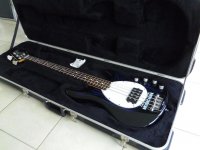 musicman-sterling-usa-1315910.jpg