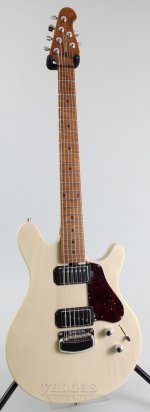 Music Man Valentine Trans Buttermilk_1.jpg